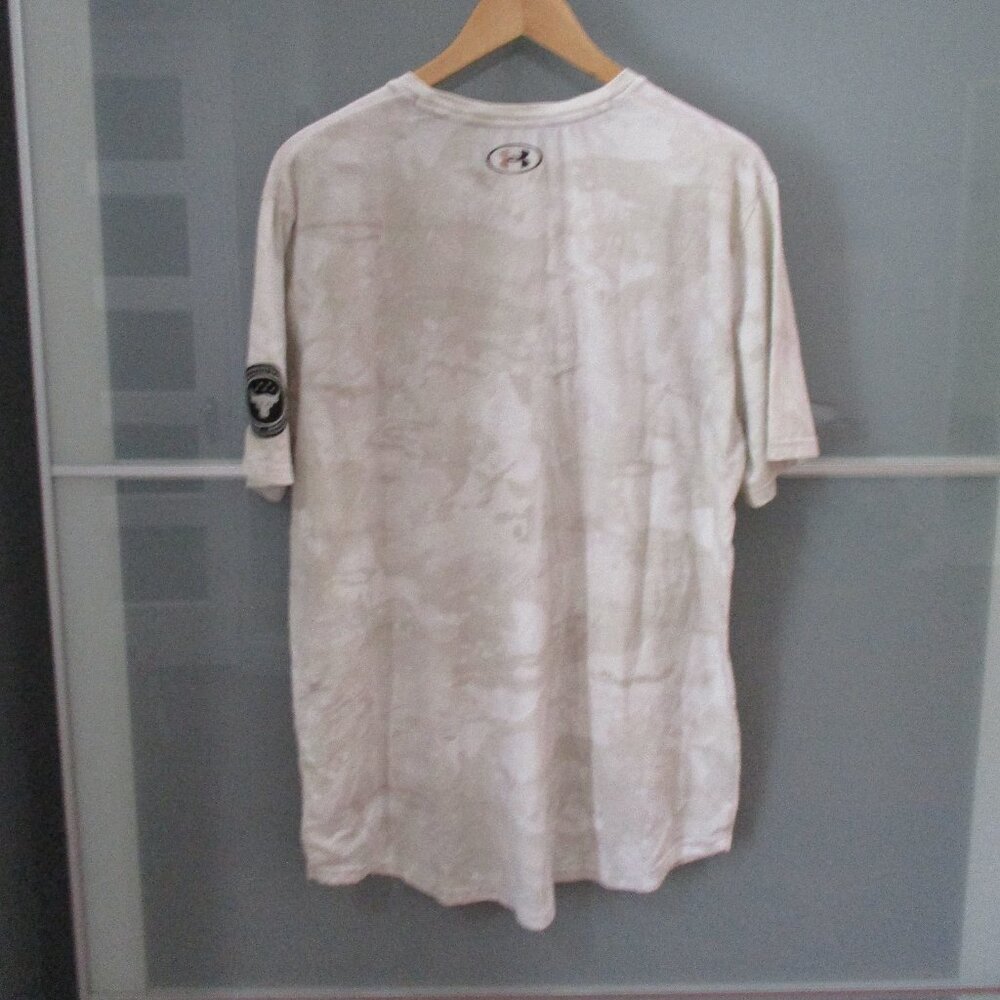 Under Armour Loose Fit Short Sleeve Tee - Picture 3 of 5